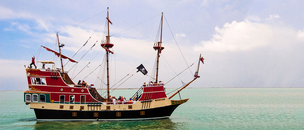 Black Dragon Pirate Ship