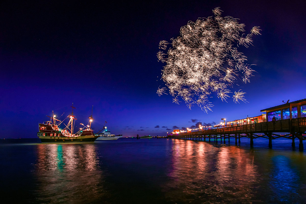 Fireworks cruises